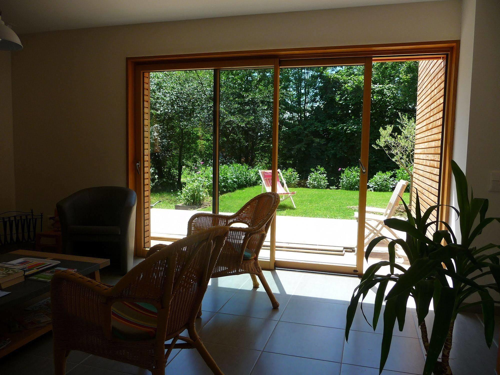 Bed and Breakfast Le Jardin Aux Oiseaux Férel Exterior foto