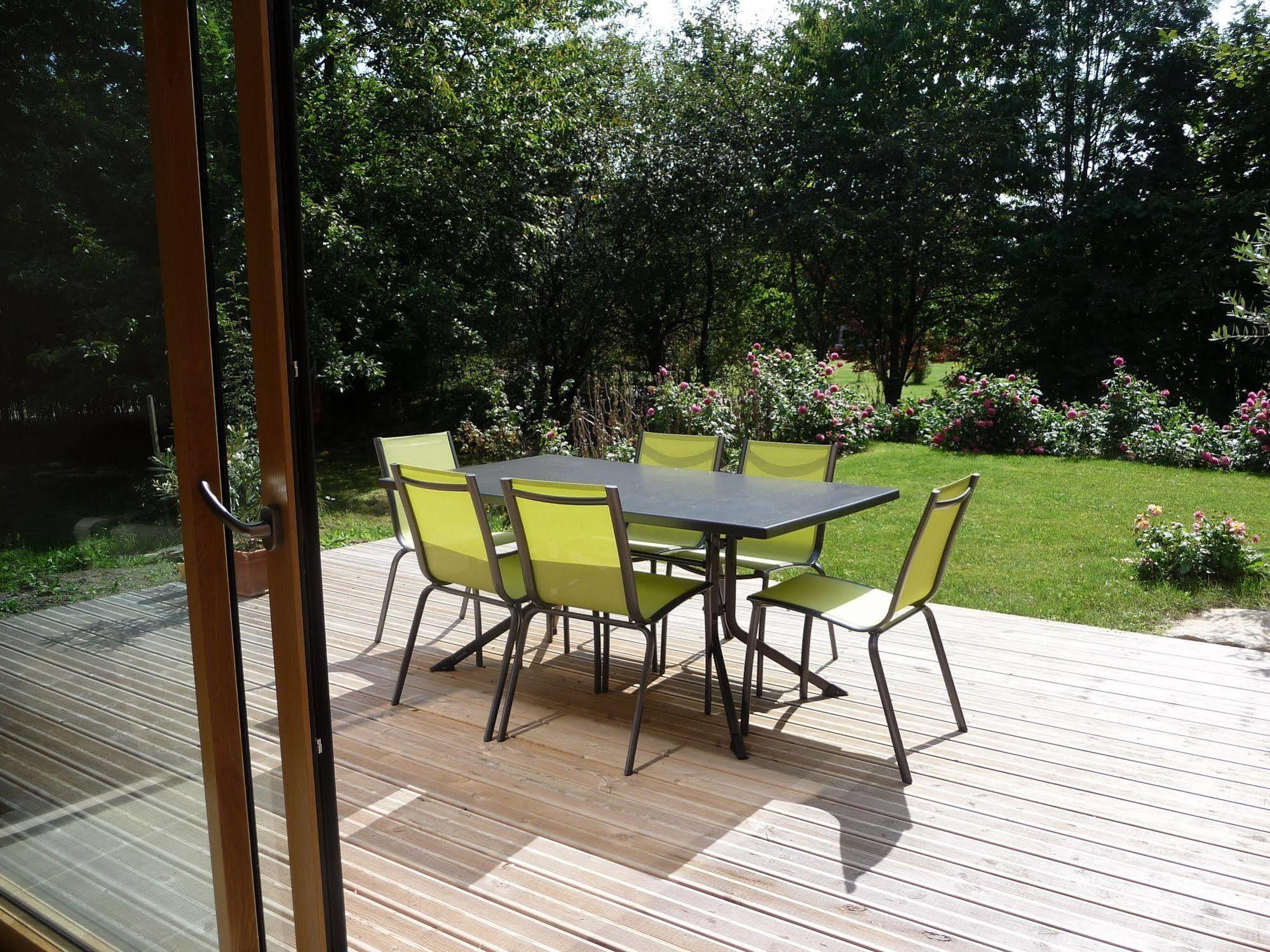 Bed and Breakfast Le Jardin Aux Oiseaux Férel Exterior foto