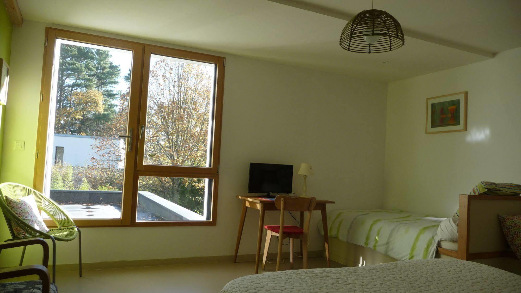 Bed and Breakfast Le Jardin Aux Oiseaux Férel Exterior foto