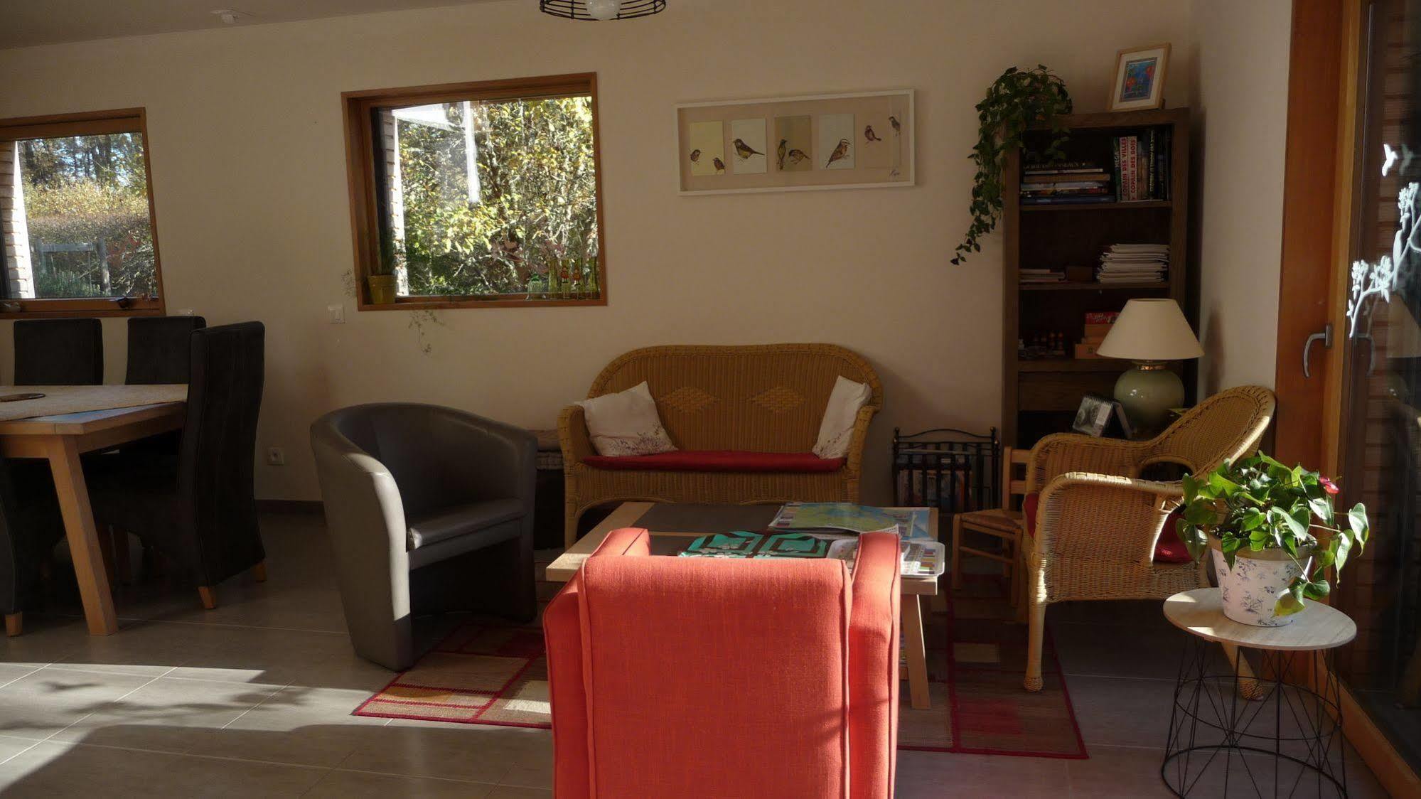 Bed and Breakfast Le Jardin Aux Oiseaux Férel Exterior foto