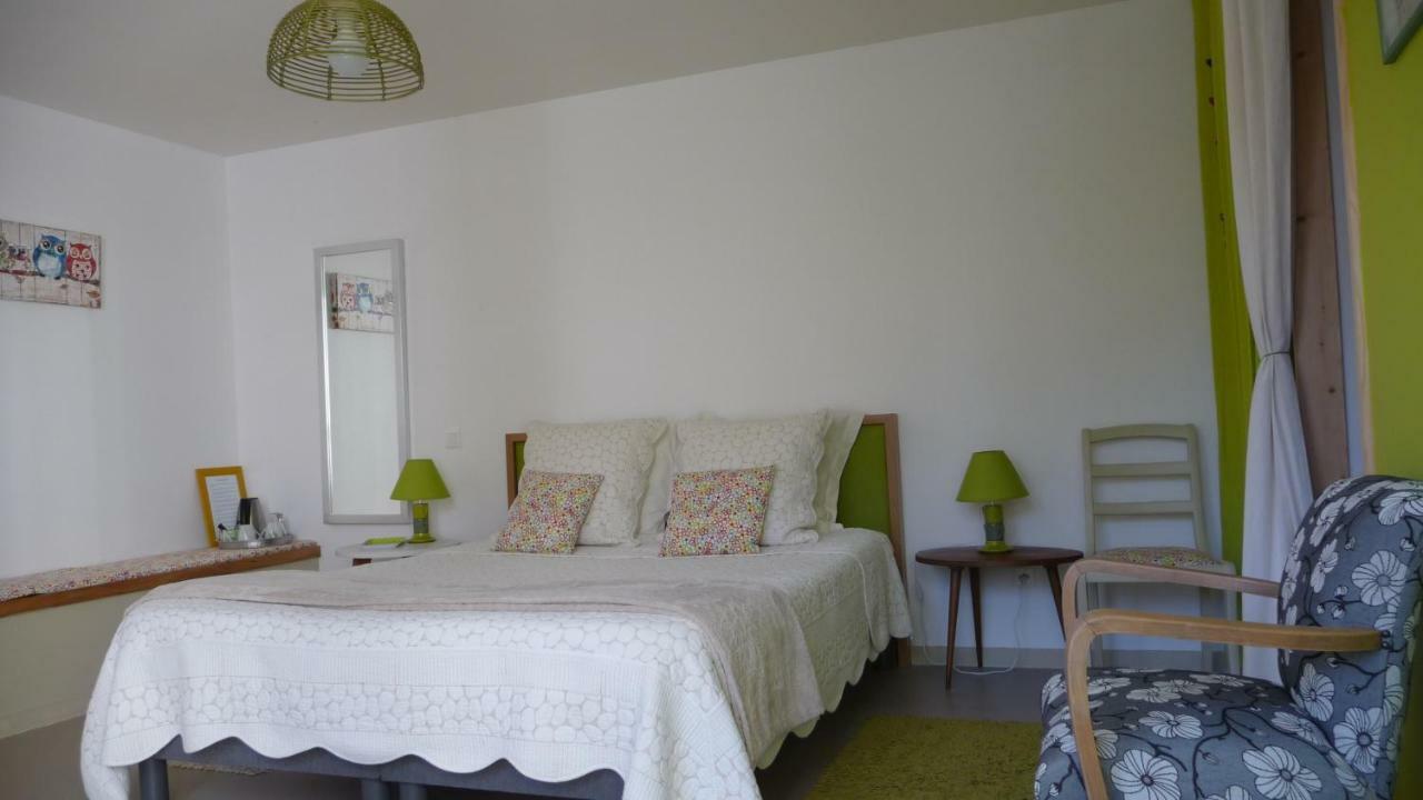 Bed and Breakfast Le Jardin Aux Oiseaux Férel Exterior foto